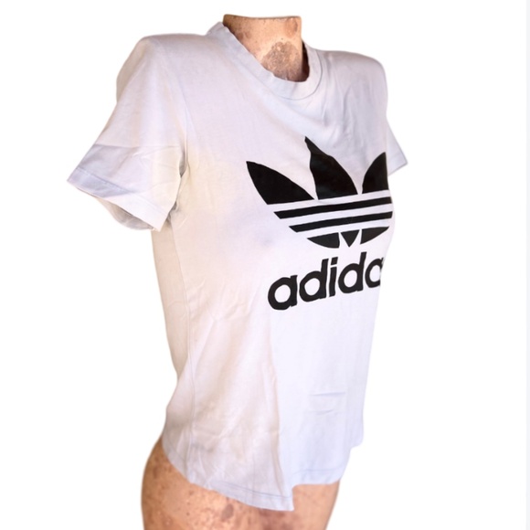 Adidas Tee - Picture 3 of 5
